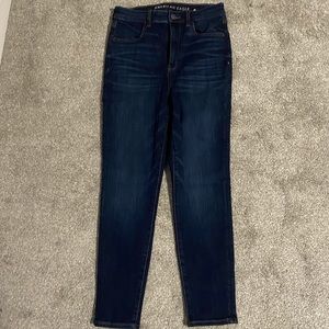 Hugh waisted skinny jeans | american eagle | dark wash | size: 8 short